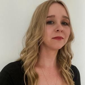 Meet your Posher, Eliza